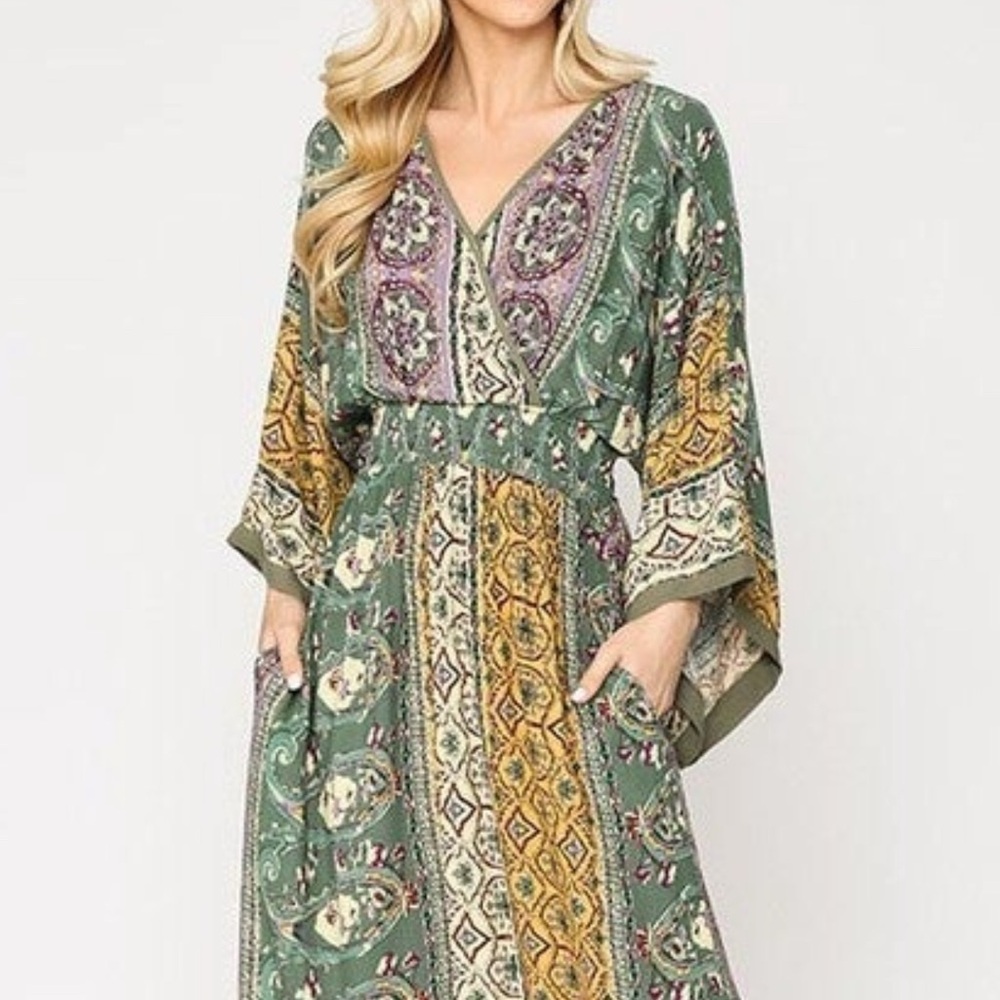 Green Boho V-Neck Printed Maxi Dress